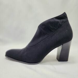 Bruno Magli Suede Ankle Block Heel Boot Black Sz 9.5AA Roxanne Booties Italy